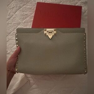 Authentic Valentino Garavani Pouch